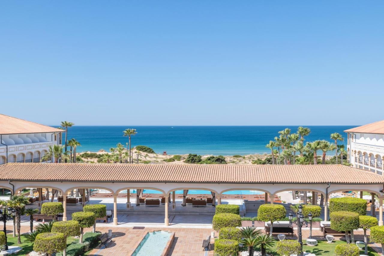 Iberostar Selection Andalucia Playa Otel Chiclana de la Frontera Dış mekan fotoğraf View of the Mediterranean from the hotel